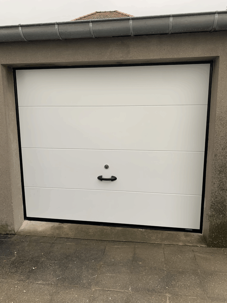 Remplacement porte garage sectionnelle Villers-les-Nancy 1 journée MAN OF STYLE installation express moderne
